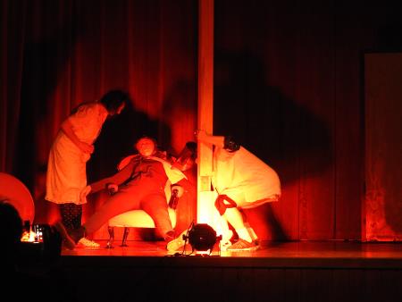 Gledališka predstava Babji parlament 9